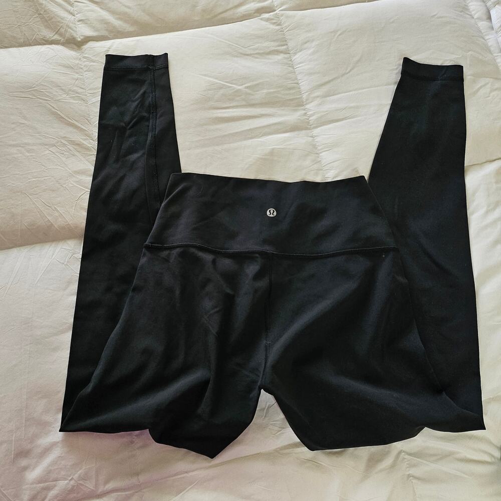 Lululemon Align leggings feature a signature high-rise 6